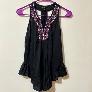 Ruffle V-Neck Top | Almost Famous | Size: M